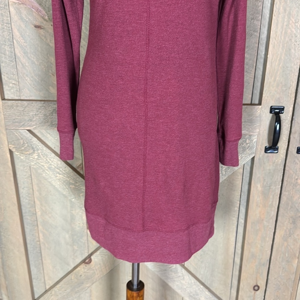 Woolrich Fairmont waffle knit long sleeve dress Burgundy color Size Medium - Picture 4 of 10